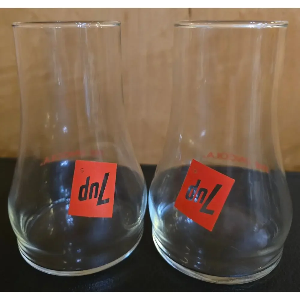 Vintage 7up-The Uncola Glasses (Set of 2)